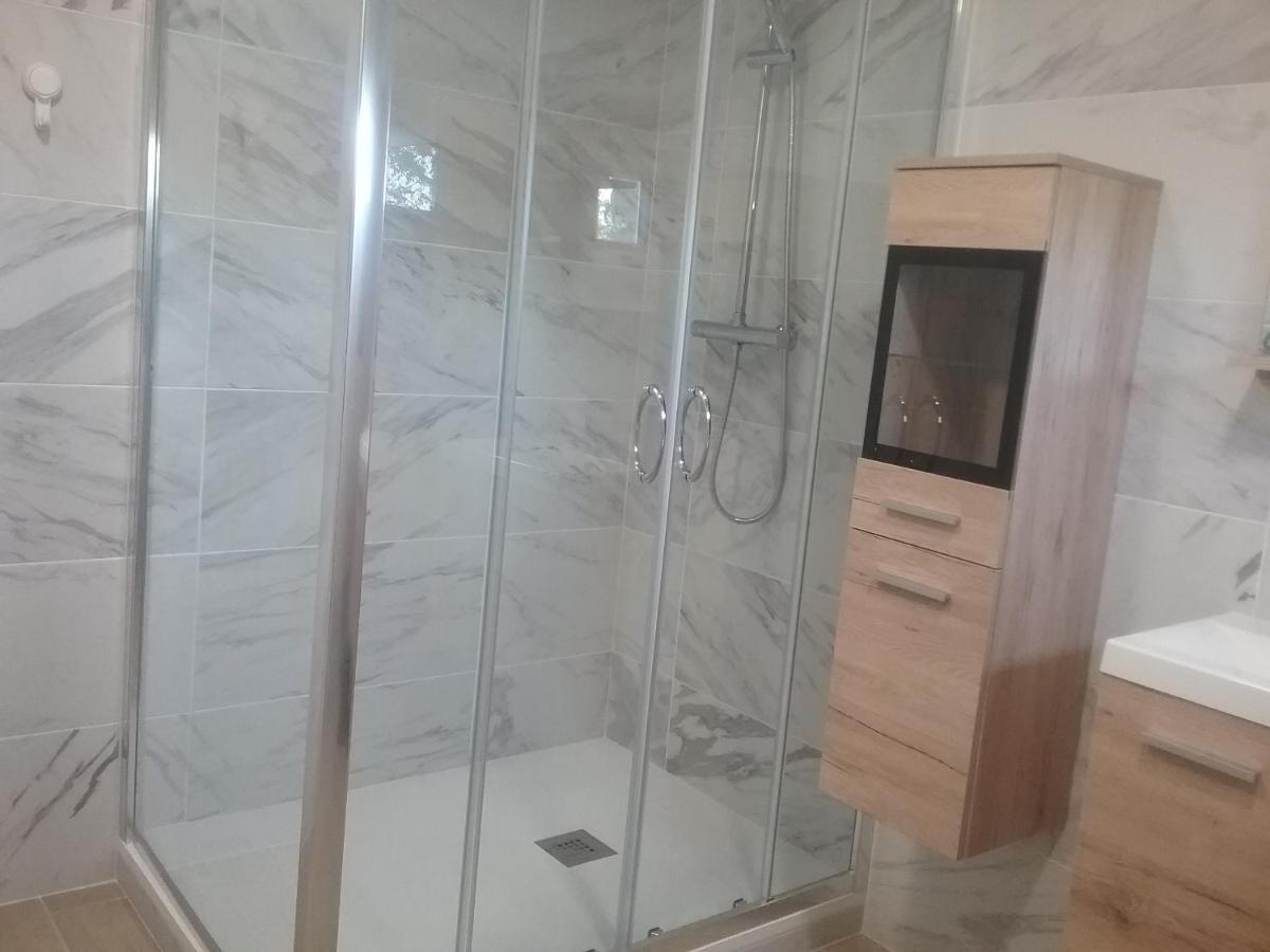 Appartamento Chez Claudine Favières Esterno foto