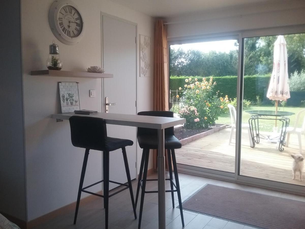 Appartamento Chez Claudine Favières Esterno foto